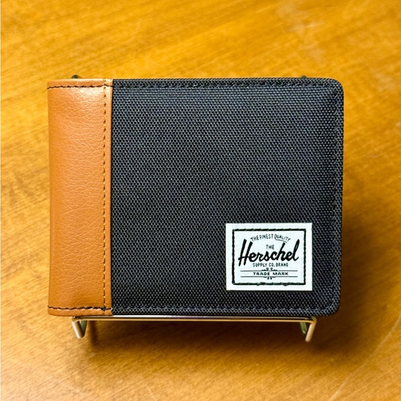Herschel Supply Company Black and Brown RFID Wallet - Picture 2 of 9